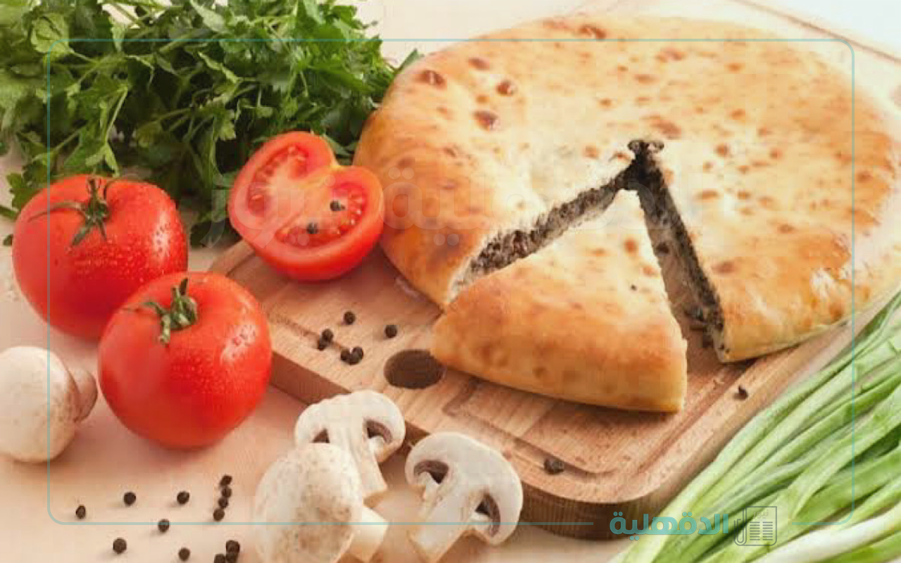 أسرع أكلة هتعمليها.. طريقة عمل فطاير الطاسة باللحمة المفرومة بدون عجن.. أولادك هيعشقوها