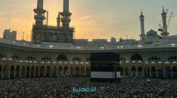 دموع وتأثر المصلين من الأصوات الخاشعة.. جدول أئمة الحرم المكي لصلاة التراويح والتهجد في العشر الأواخر من رمضان 1446