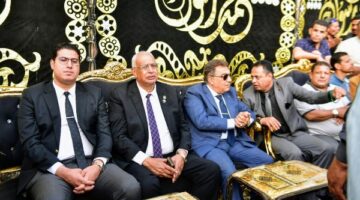 محافظ الدقهلية يواسي أسرة الشيخ السيد سعيد بالجمالية ويعبر عن تعازيه