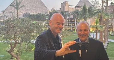 استقبال هاني أبو ريدة لإنفانتينو في العلمين عام 2025