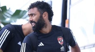 الأهلي يغادر مطار قرطاج متجهاً إلى القاهرة عقب اختتام معسكر تونس 2025