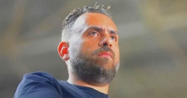 الظهور الرسمي الأول لـ جون إدوارد كمدير رياضي لنادي الزمالك في مراسم قرعة الدوري 2025..