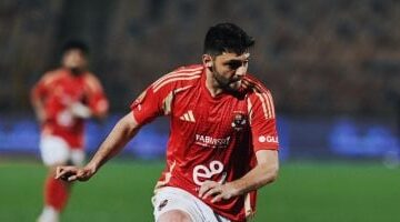 تحديات كريم نيدفيد في الأهلي.. الإصابة وكثرة لاعبي الوسط أوقفت انطلاقته