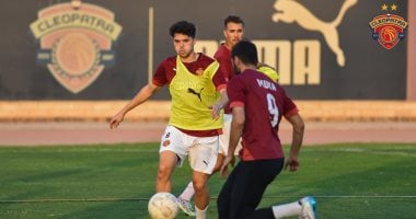 سيراميكا يعتمد تيشيرتات الموسم السابق في التدريبات.. عابدين ونيدفيد يظهران بقميص موكا