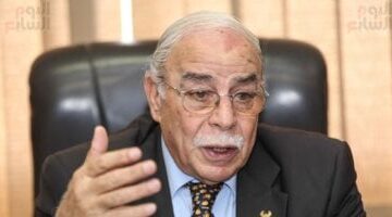 كمال درويش يؤكد.. إدارة الاحتراف في كرة القدم بحاجة لعقلية متطورة بعيداً عن الهواة والمتطوعين