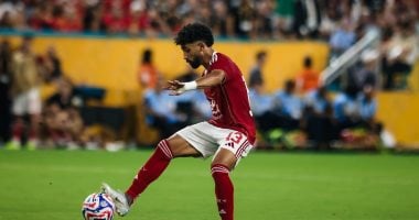 مروان عطية يحتفل بعيد ميلاده الـ27 وسط أجواء خاصة داخل الأهلي اليوم