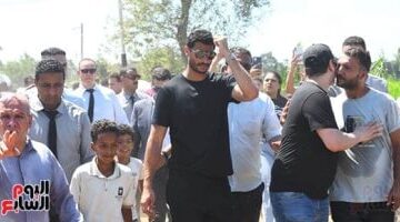 أبرز الشخصيات في جنازة والد محمد الشناوي.. حضور أحمد شوبير، النحاس ووليد سليمان