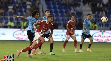 الأهلي وغزل المحلة يتعادلان سلبياً بعد 75 دقيقة مع إهدار عديد من الفرص الحمراء