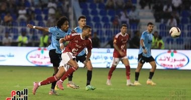 الأهلي وغزل المحلة يتعادلان سلبياً بعد 75 دقيقة مع إهدار عديد من الفرص الحمراء