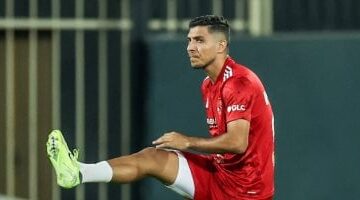 التشكيلة المحتملة للأهلي ضد بيراميدز.. زيزو وبن شرقي وشريف يقودون الهجوم في 2025