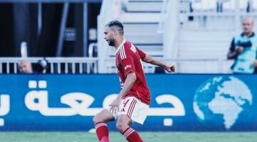 بيكهام يتصدر خط دفاع الأهلي في مواجهة غزل المحلة بالدوري 2025