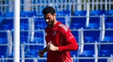 ريبيرو يجري حواراً مع جهاز الأهلي حول جاهزية محمد الشناوي لمواجهة غزل المحلة في 2025