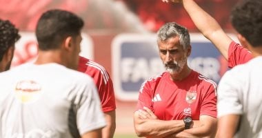 ريبيرو يشارك في مران الأهلي استعداداً لمواجهة المحلة 2025 .. أبرز اللقطات والصور