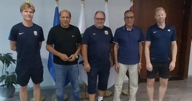 مصطفى عزام وعلاء نبيل مع وفد الاتحاد النرويجي.. بحث تطوير مستوى المدربات واللاعبات في 2025
