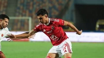 أشرف بن شرقى يوجه تحية حماسية لزملائه في الزمالك قبل مواجهة القمة.. فيديو