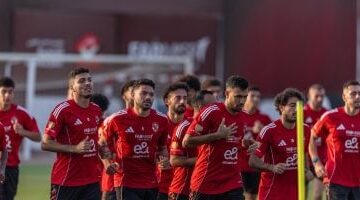 تجهيز داخلي وتدريبات مكثفة للحراس.. الأهلي يواصل تحضيراته لمواجهة سيراميكا 2025 (صور)