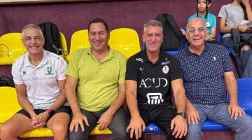 زيارة طارق محروس لمعسكر منتخب اليد في 2025.. استقبال مميز وحفاوة كبيرة