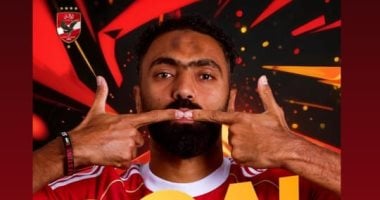 زيزو يمزح مع حسين الشحات بعد هدفه في القمة.. جسمه صغير لكن حركته نينجا