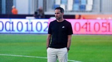 مدرب الزمالك يخطط لتعزيز وسط الملعب بشكل مكثف أمام الأهلي في قمة 2025