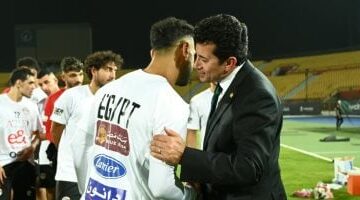 وزير الرياضة يحضر تدريبات المنتخب الوطني استعداداً لمواجهة إثيوبيا في تصفيات المونديال 2025