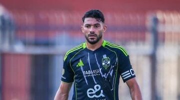ياسر إبراهيم يتغيب مجدداً عن دفاع الأهلي خلال مواجهة إنبي في الدوري 2025
