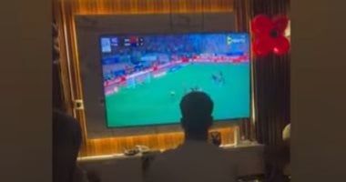 إمام عاشور يحتفل بحماس بفوز الأهلي على الزمالك في القمة 131 2025