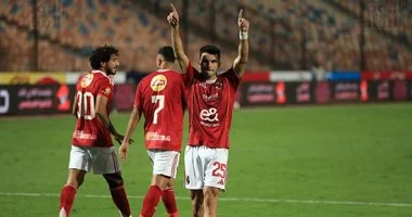 الأهلي يتفوق على الاتحاد السكندري بهدفين مقابل هدف ويتصدر جدول الدوري.. صور