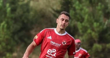 الأهلي يتقدم بشكوى رسمية للكاف ضد الحكم السنغالي عيسى سي.. طرد جراديشار يثير الجدل
