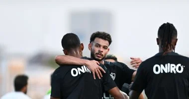 المدير الإداري السابق للزمالك يؤكد وجود قرار إيقاف دونجا بالإيميل منذ أكتوبر 2024.. تفاصيل وتوضيحات مهمة