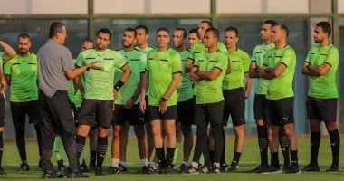 بدء فعاليات معسكر الحكام في بورسعيد استعدادا لمنافسات كأس الرابطة.. تجهيزات مكثفة وتأهيل متكامل