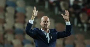 توروب يحقق نجاحاً مزدوجاً مع الأهلي.. تصدر الدوري والتأهل الأفريقي في بداية الموسم