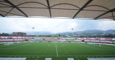 جولة في ملعب مباراة الأهلي وإيجل نوار.. استعدادات مشوقة قبل انطلاق دوري الأبطال