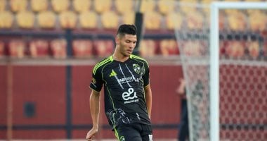 حقيقة مفاوضات الوداد المغربي لضم أشرف داري من الأهلي.. 2025