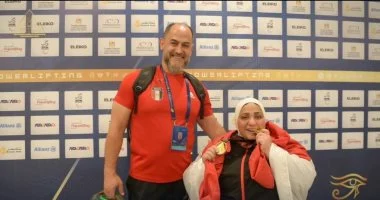 نادية فكري تحرز إنجازاً ضخماً بعد تحطيم رقم باريس في بطولة العالم البارالمبية.. قصة بطلة رفع الأثقال المتميزة