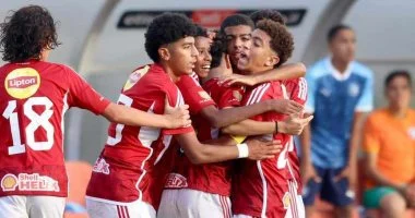 نهاية الشوط الأول.. الزمالك يسيطر على قمة ناشئين 2009 بتقدم 3-1 على الأهلي.. فيديو