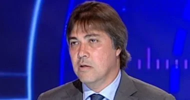 أشرف قاسم.. إسماعيل وبيزيرا يتصدران قائمة صفقات الزمالك لهذا الموسم