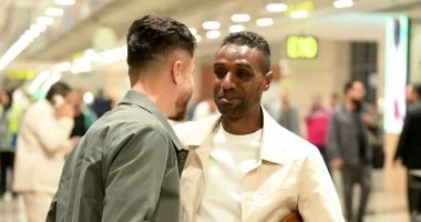 بعثة الزمالك تهبط بمطار دبي.. استعدادات مكثفة قبل التوجه إلى أبوظبي لمواجهة السوبر