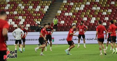 تحضيرات الأهلي النهائية قبل قمة السوبر مع الزمالك.. مشاركة إمام عاشور تبرز بين اللاعبين