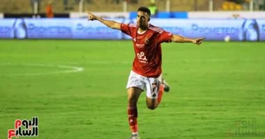 تريزيجيه يهز شباك الزمالك وعواد يتصدى لها ببراعة.. شاهد الفيديو