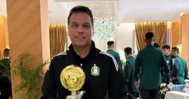 حسام البدري يتوج بجائزة أفضل مدرب في ليبيا بعد قيادته أبرز الانتصارات مع أهلي طرابلس.. تألق مستمر يليق بالنجومية