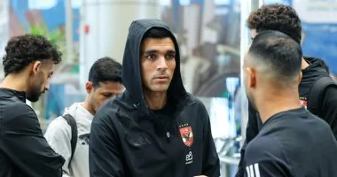 وصول نجوم الأهلي إلى مطار القاهرة.. استعدادات مكثفة للسفر إلى الإمارات