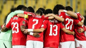 الأهلي يستعد لمواجهة دجلة 2025.. إزالة منصات النادي الرسمية وجلسة فنية وحصة تدريبية للحراس