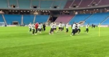 الترجي يستعد لمواجهة الأهلي.. لاعبو الفريق الأحمر يخوضون التدريبات النهائية بملعب حماد العقربي 2025 فيديو