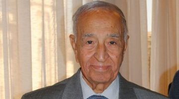 الزمالك يكرّم الإعلامي الراحل فهمي عمر بإطلاق اسمه على استوديو الراديو الخاص.. 2025