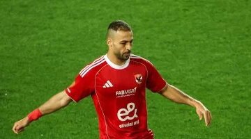 توروب يحسم الاختيار بين محمد هاني وبيكهام لقيادة الجبهة اليمنى للأهلي أمام إنبي